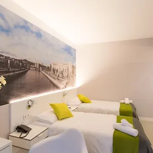 Bilbao City Rooms 2*, Bilbao Spain